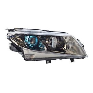 Suzuki Vitara 2015 fényszoró jobb oldal HB3/LED izzókkal szerelt modellekhez